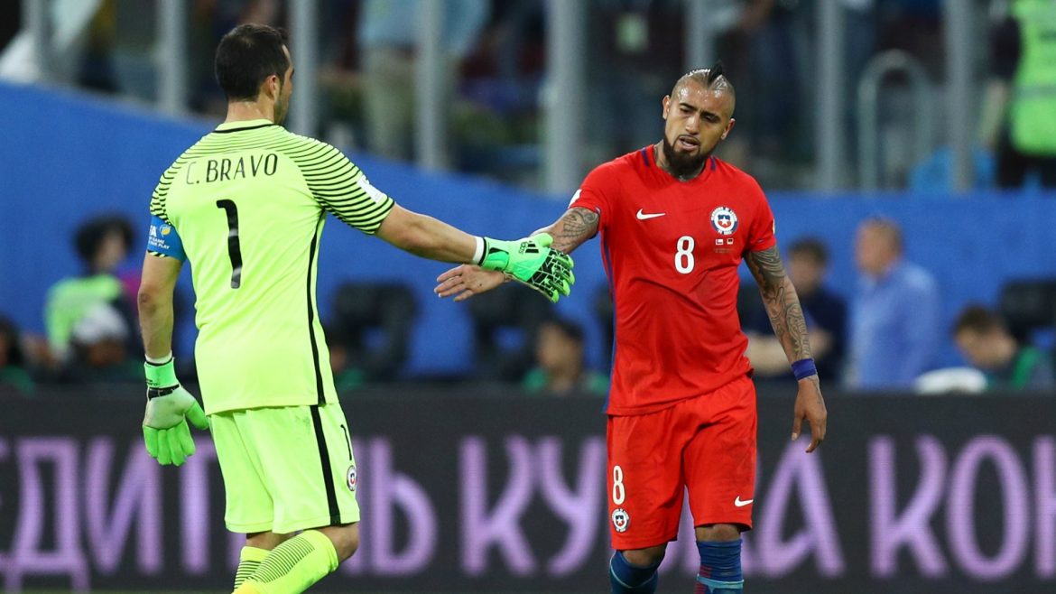 Pelea entre Bravo y Vidal estaría solucionado en la Selección Chilena // Foto: Getty