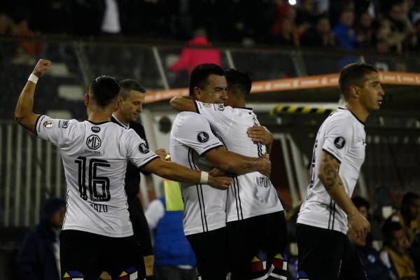 Colo Colo podría jugar torneo de carácter amistoso