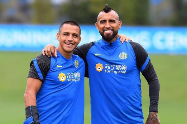 Arturo Vidal presentado oficialmente por el Inter de Milán