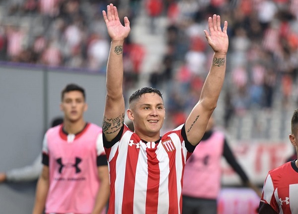 Colo Colo iría a la carga por Juan Fuentes para reemplazar a Matías Zaldivia