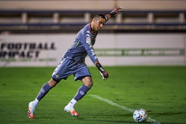 Claudio Bravo debut Betis
