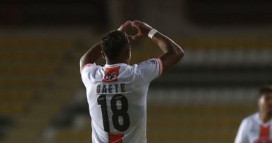 Juan Carlos Gaete se acerca a Colo Colo