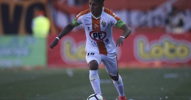 Colo Colo tendrá que tomar decisión para fichar a Juan Carlos Gaete Cristian Rudolffi/Photosport