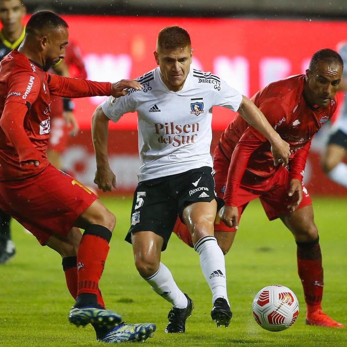 Colo Colo, Ñublense