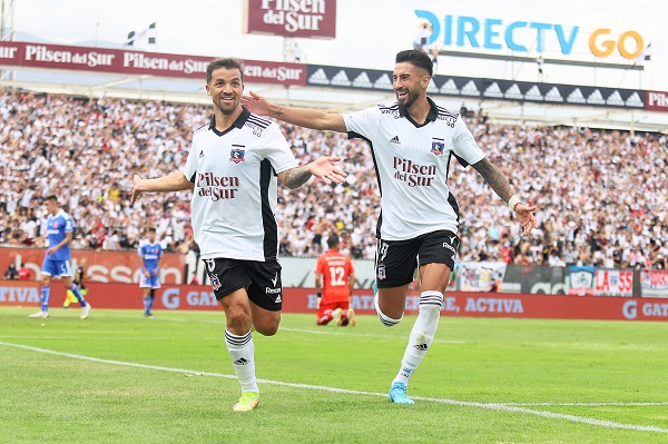 Colo Colo se mete nuevamente en la pelea por el título
