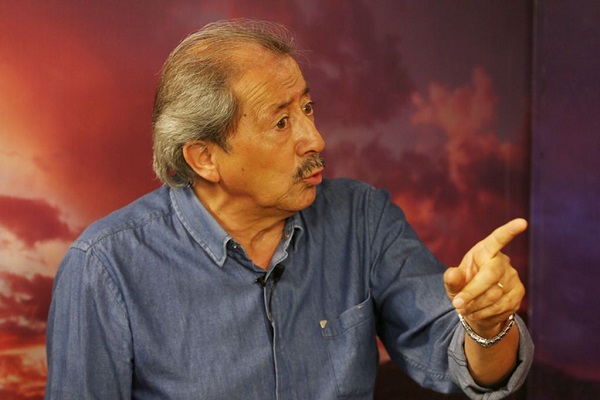 Leonardo Véliz criticó a Maximiliano Falcón