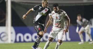 Carlos Palacios nuevamente interesa en Colo Colo