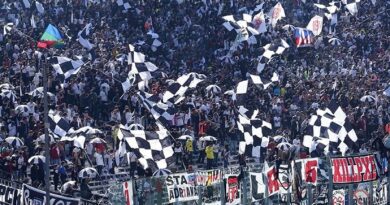 Hinchas de Colo Colo a la espera de la venta de entradas