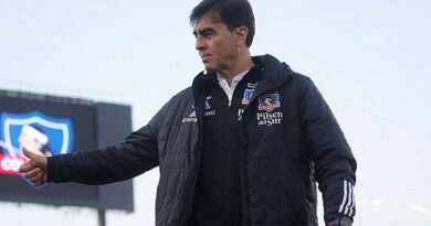 Gustavo Quinteros podría tener conversaciones con Independiente