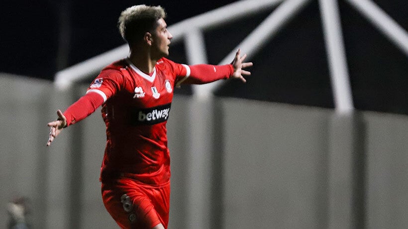 Williams Alarcón debe volver a Colo Colo finalizado su préstamo