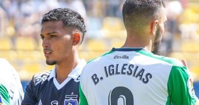 Borja Iglesias sorprende a Daniel Gutiérrez