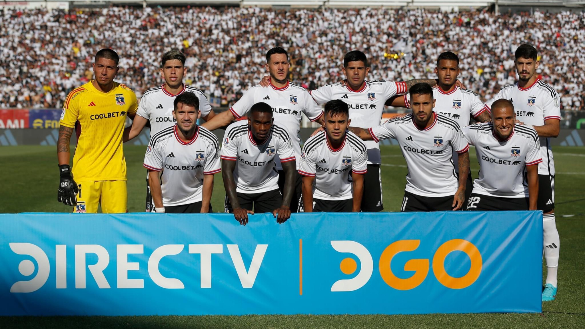 Jugadores de Colo Colo y la directiva en disputa por los premios económicos de la Copa Libertadores