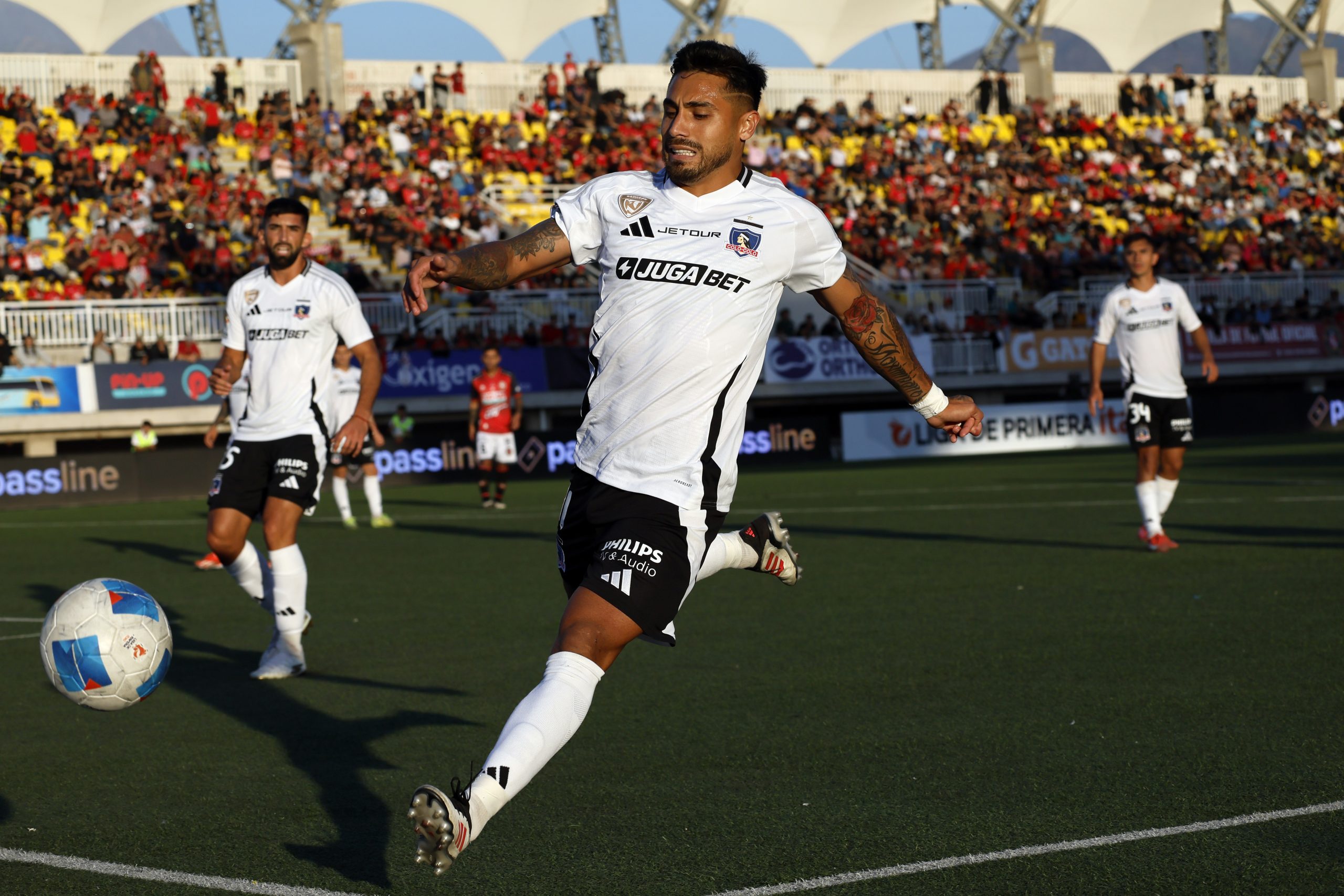 La lesión de Marcos Bolados complica a Colo Colo. Imagen: Andres Pina/ Photosport